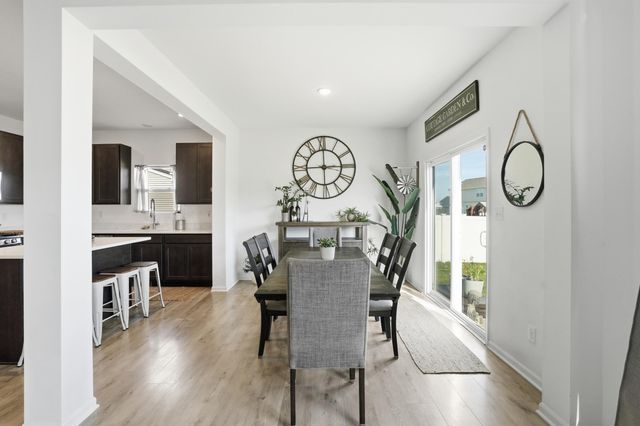8658 Valley Forge Way, Lowell, IN 46356