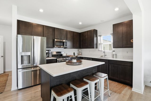 8658 Valley Forge Way, Lowell, IN 46356