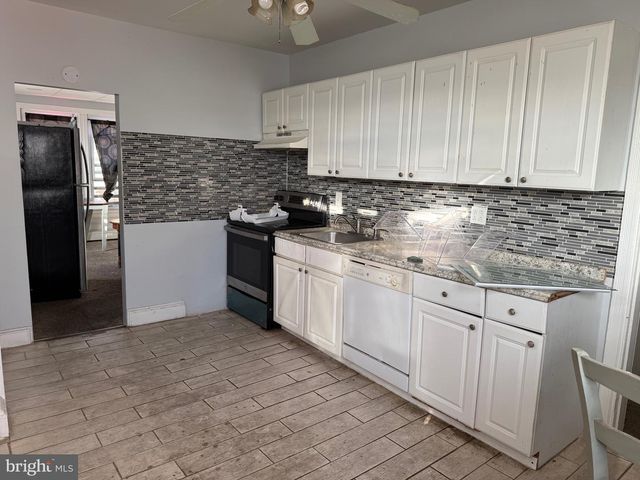 46 W BALTIMORE AVE, Clifton Heights, PA 19018