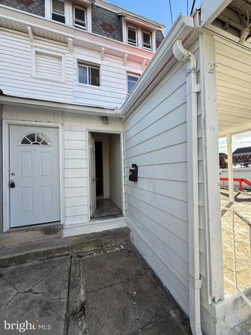 46 W BALTIMORE AVE, Clifton Heights, PA 19018