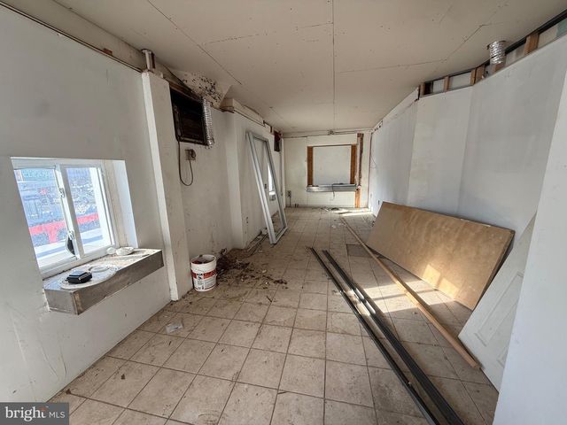 46 W BALTIMORE AVE, Clifton Heights, PA 19018