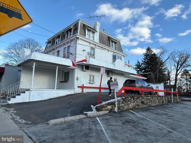 46 W BALTIMORE AVE, Clifton Heights, PA 19018