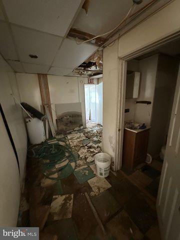 46 W BALTIMORE AVE, Clifton Heights, PA 19018