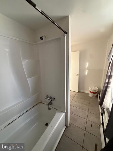 46 W BALTIMORE AVE, Clifton Heights, PA 19018