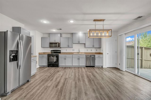 5702 Raleigh Circle, Castle Rock, CO 80104