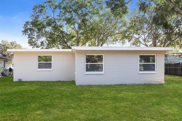 2053 BARCELONA DRIVE S, St Petersburg, FL 33712