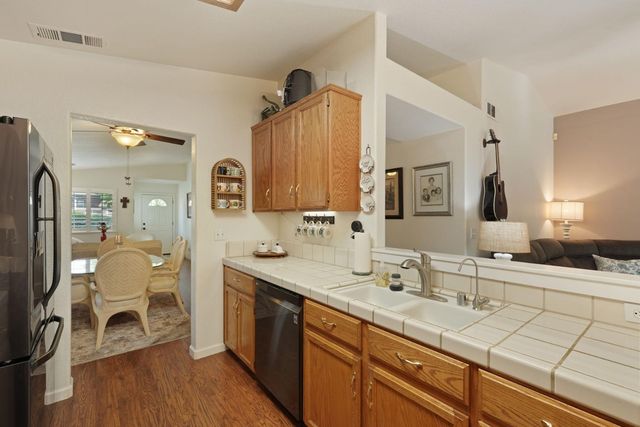2109 Bluejay Way, Lodi, CA 95240