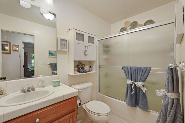 2109 Bluejay Way, Lodi, CA 95240