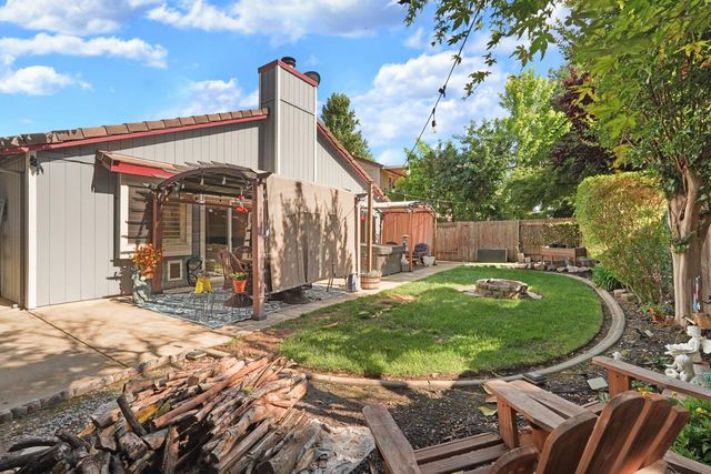 2109 Bluejay Way, Lodi, CA 95240
