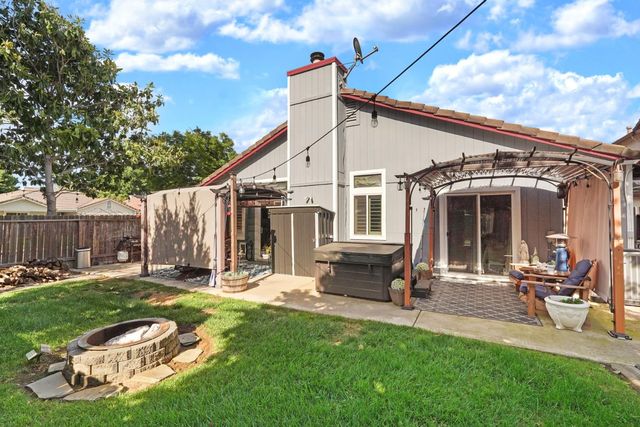 2109 Bluejay Way, Lodi, CA 95240
