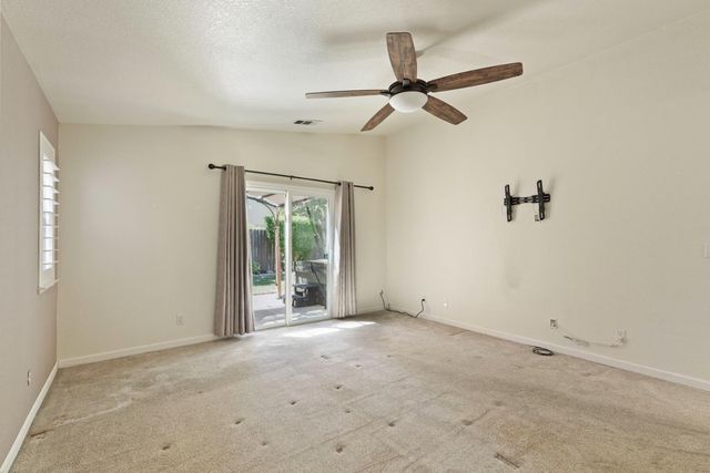 2109 Bluejay Way, Lodi, CA 95240