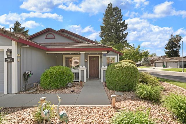2109 Bluejay Way, Lodi, CA 95240