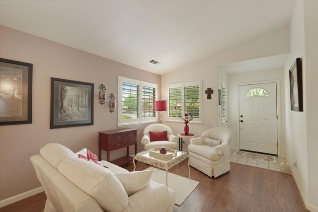 2109 Bluejay Way, Lodi, CA 95240