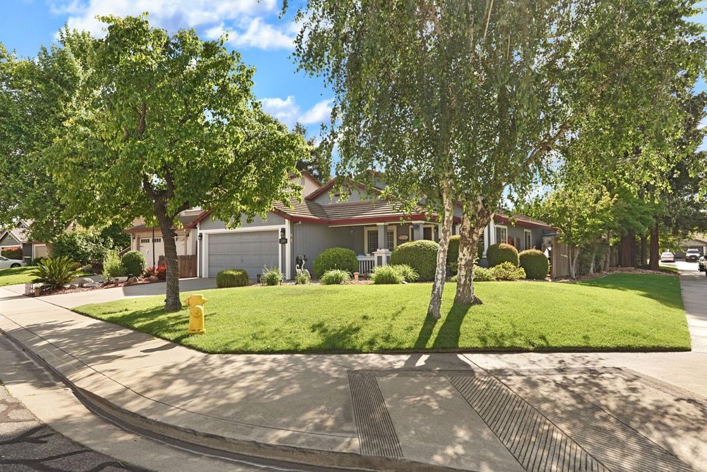 2109 Bluejay Way, Lodi, CA 95240
