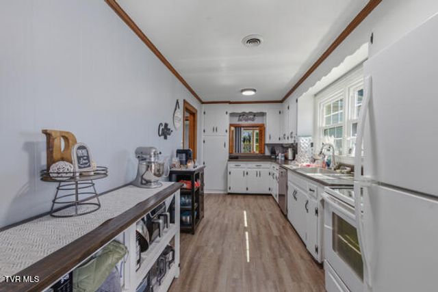 1617 Tremont Avenue, Bristol, TN 37620