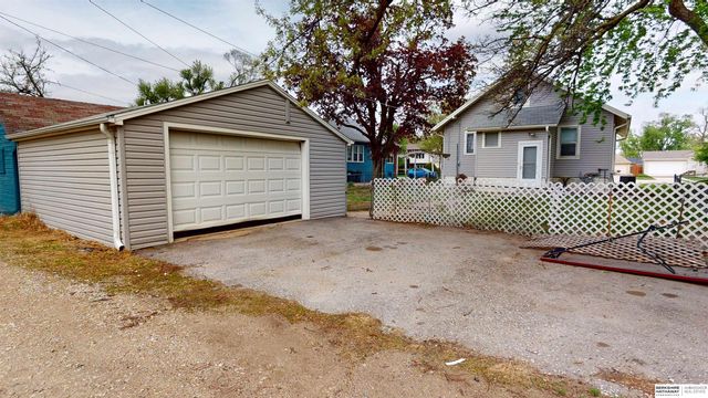 109 W Charles Street, Valley, NE 68064
