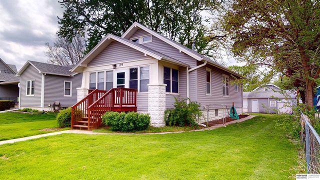 109 W Charles Street, Valley, NE 68064