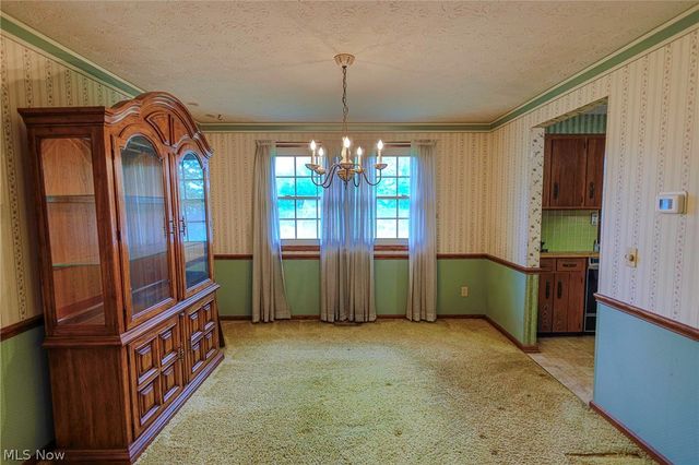 1821 Hiram Street, Louisville, OH 44641