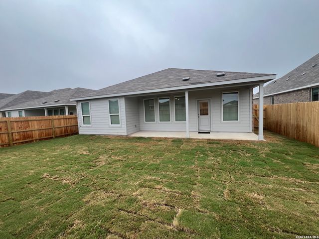8908 San Carlos, Seguin, TX 78155