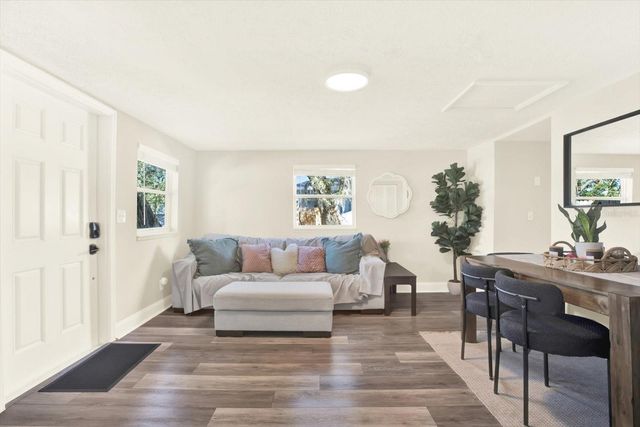 1707 E NEW ORLEANS AVENUE, Tampa, FL 33610