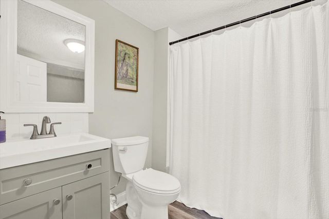 1707 E NEW ORLEANS AVENUE, Tampa, FL 33610