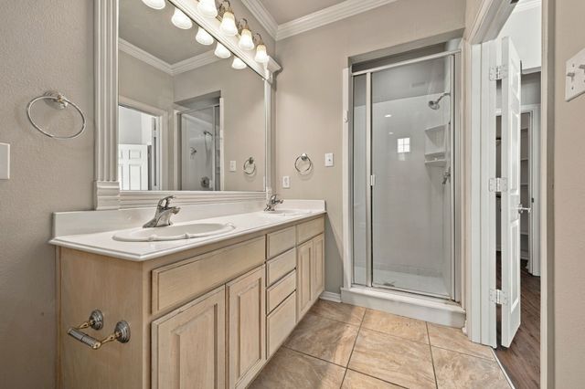 2529 Champagne Drive, Irving, TX 75038