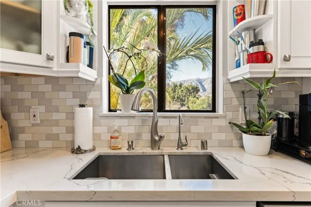 10550 Sunland 7, Sunland, CA 91040