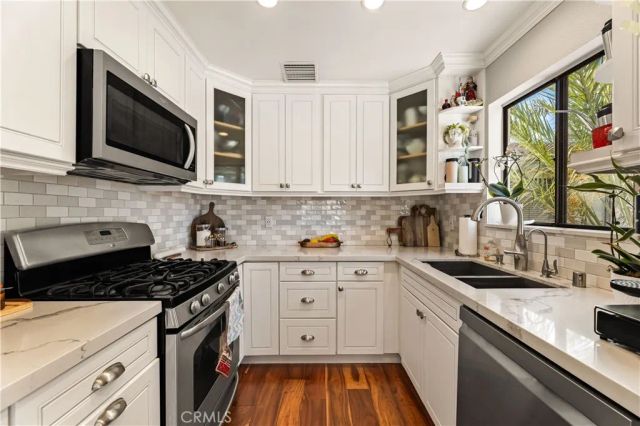 10550 Sunland 7, Sunland, CA 91040