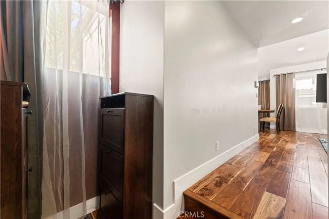 10550 Sunland 7, Sunland, CA 91040
