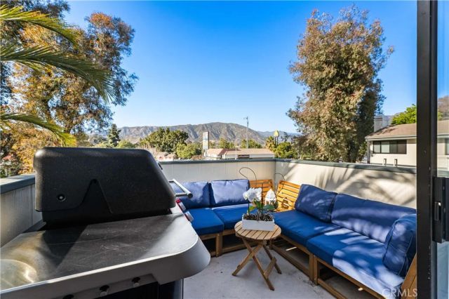10550 Sunland 7, Sunland, CA 91040