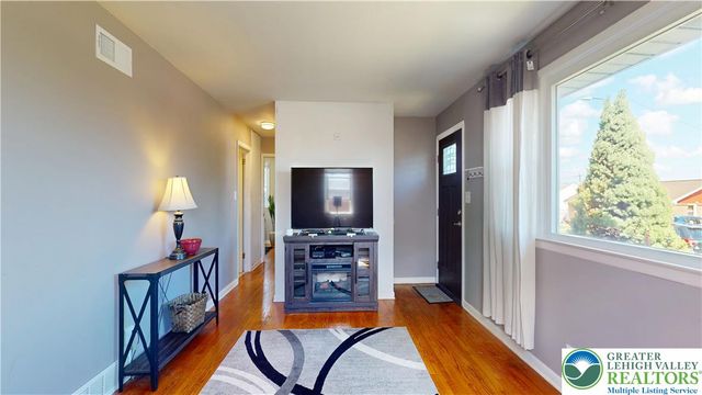 1404 East Highland Street, Allentown City, PA 18109