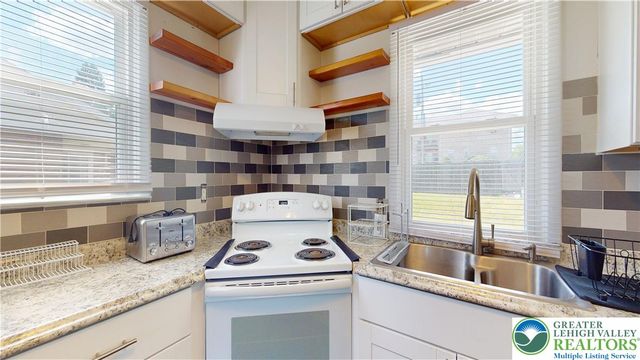 1404 East Highland Street, Allentown City, PA 18109