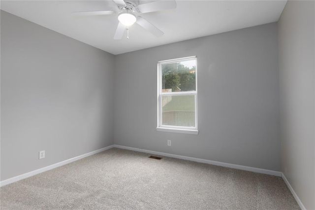 625 Midjay Drive, Liberty, MO 64068