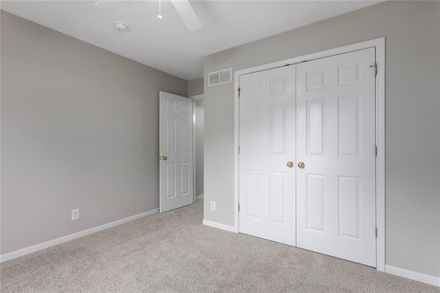 625 Midjay Drive, Liberty, MO 64068