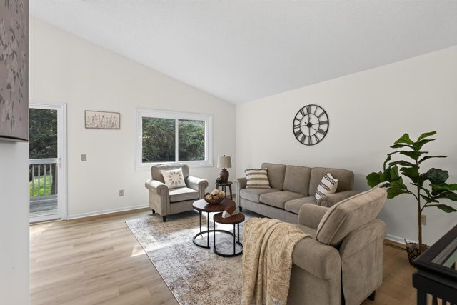 11219 Xavier Road, Bloomington, MN 55437