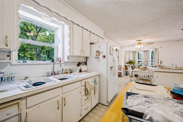 3014 Idlecreek Drive, Dalworthington Gardens, TX 76016