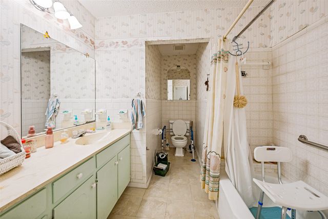 3014 Idlecreek Drive, Dalworthington Gardens, TX 76016