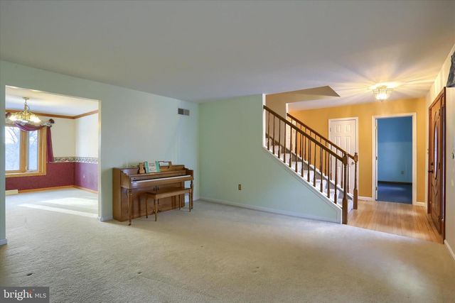 22 TEABERRY DRIVE, Carlisle, PA 17015