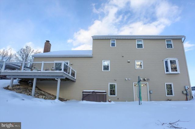 22 TEABERRY DRIVE, Carlisle, PA 17015