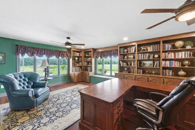 474 E Barefoot Road, Newton Grove, NC 28366