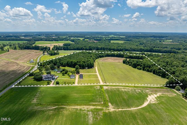 474 E Barefoot Road, Newton Grove, NC 28366
