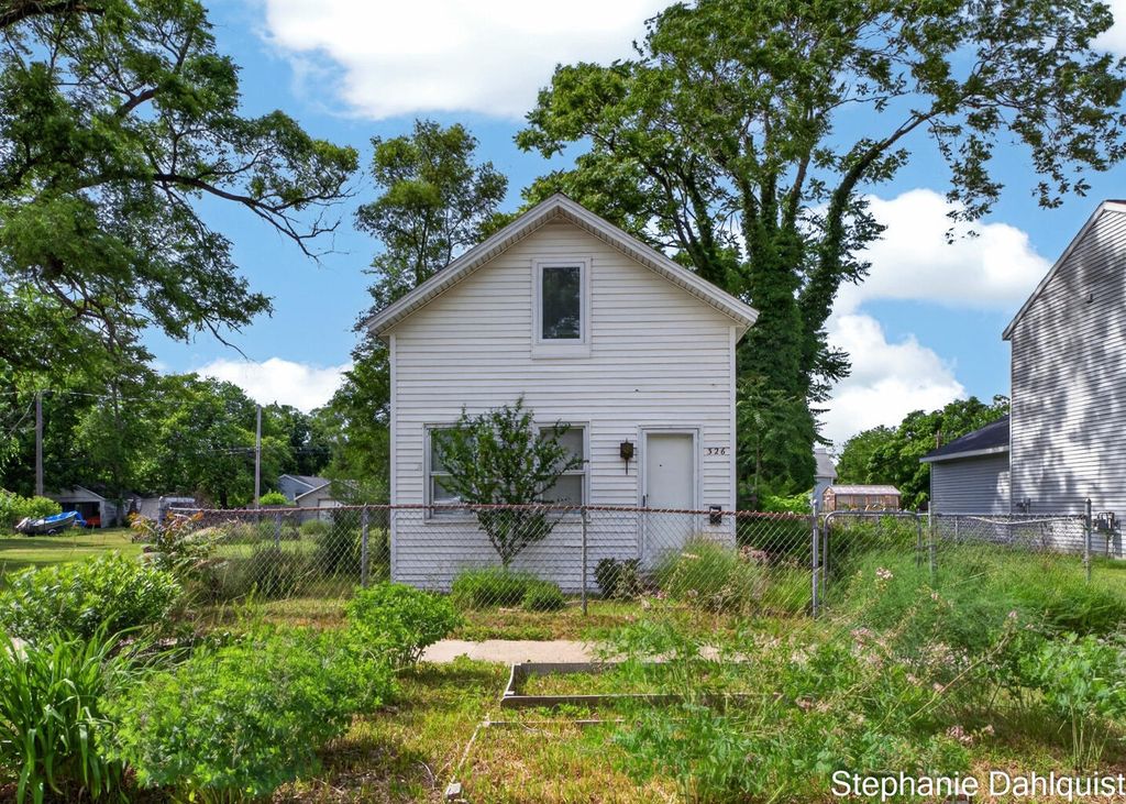 326 Mason Avenue, Muskegon City, MI 49441