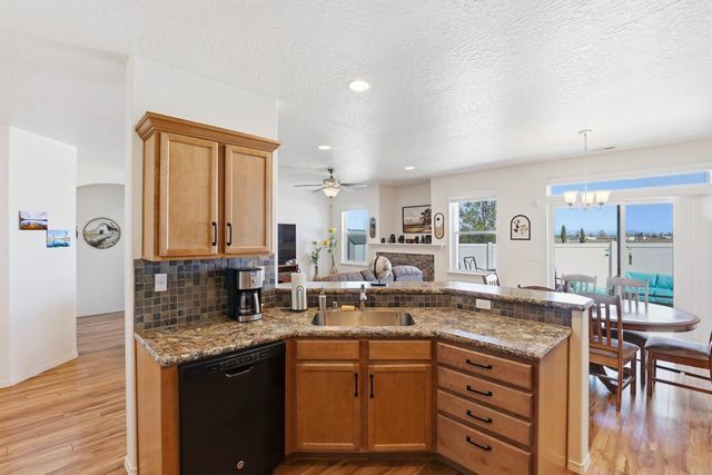 12802 W 1st Ave, Airway Heights, WA 99001