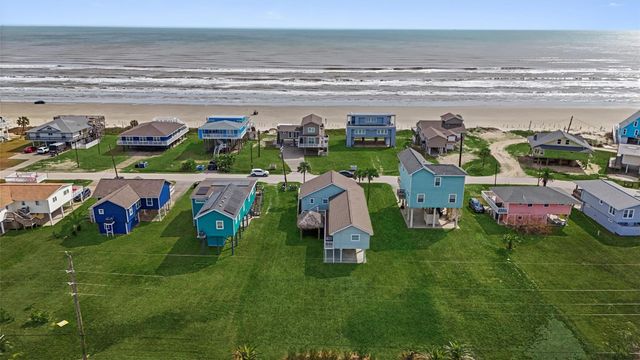 16634 Jamaica Beach Road, Jamaica Beach, TX 77554