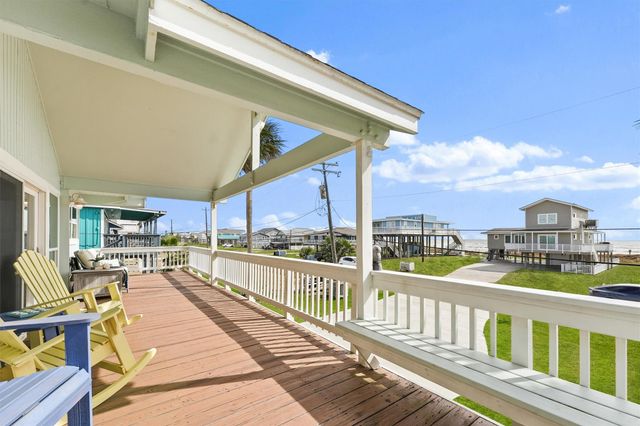 16634 Jamaica Beach Road, Jamaica Beach, TX 77554