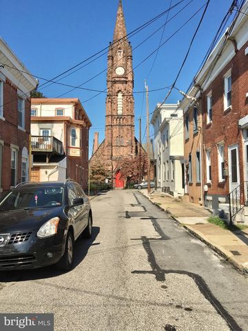 4529 SMICK ST, Philadelphia, PA 19127