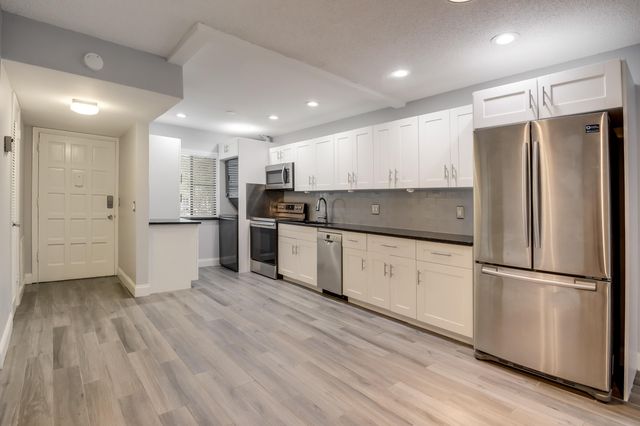 4801 Esedra Court 201, Lake Worth, FL 33467