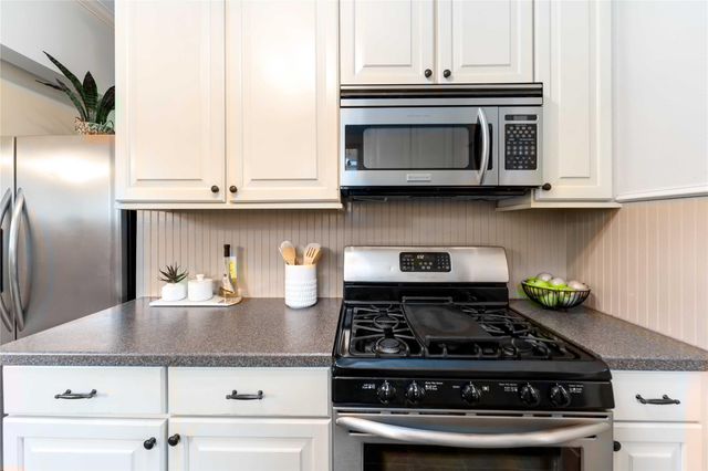 1222 Arlington Street, Houston, TX 77008