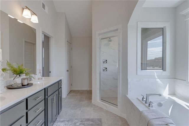 16410 S Elmridge Street, Olathe, KS 66062