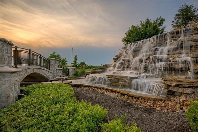 16410 S Elmridge Street, Olathe, KS 66062